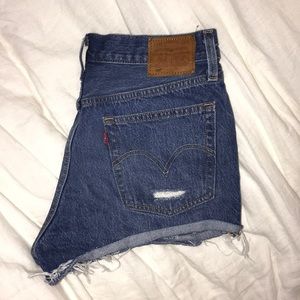 Levi’s shorts